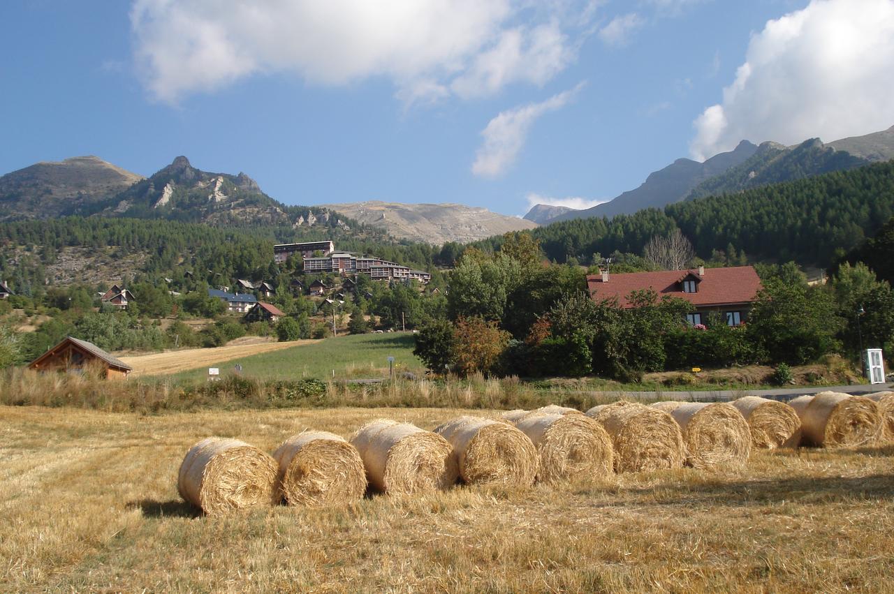Chalet 6 Pers Avec Spa, Terrasse Plein Sud A Saint-Michel-De-Chaillol - Fr-1-393-22 ภายนอก รูปภาพ